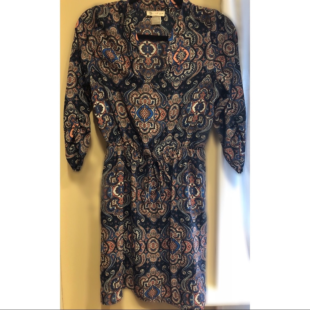 Long sleeve dress with defined waist detail